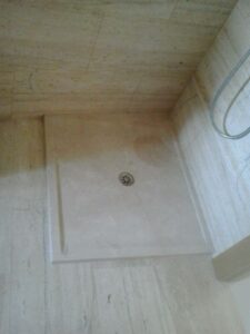 Placa de ducha de mármol